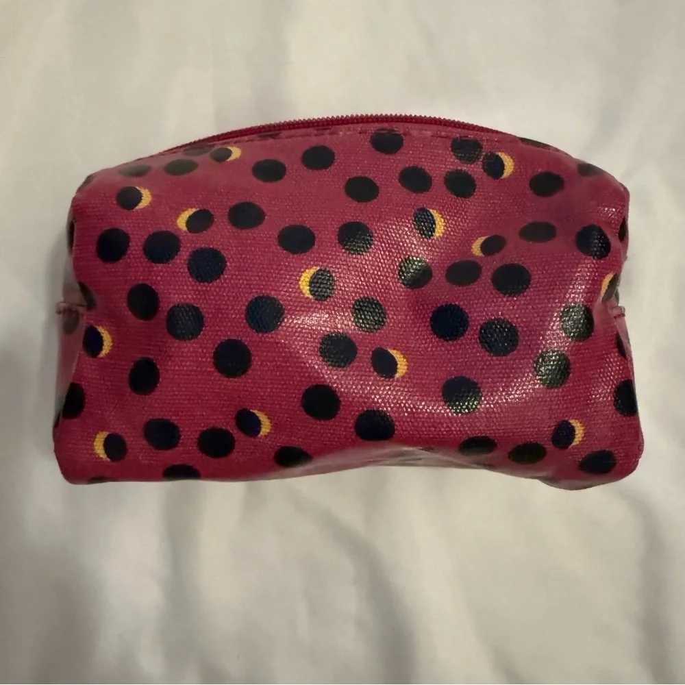 Like New Fossil Keyper Fuchsia Navy Polka Dot Coated Canvas Cosmetic Bag